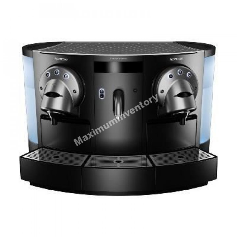 kávovar NESPRESSO